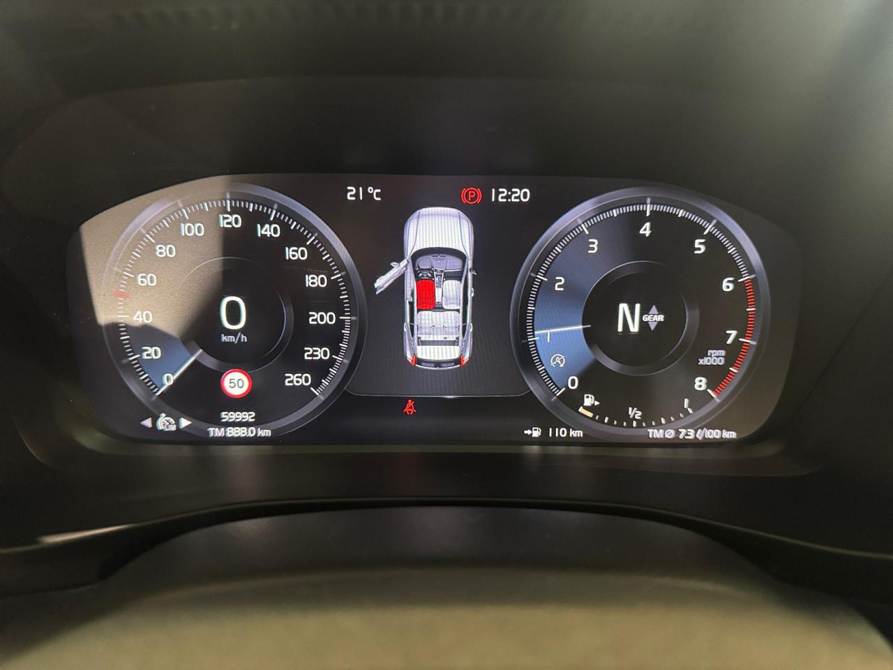 VOLVO XC40 1.5 t2 Momentum Core IVA ESPOSTA