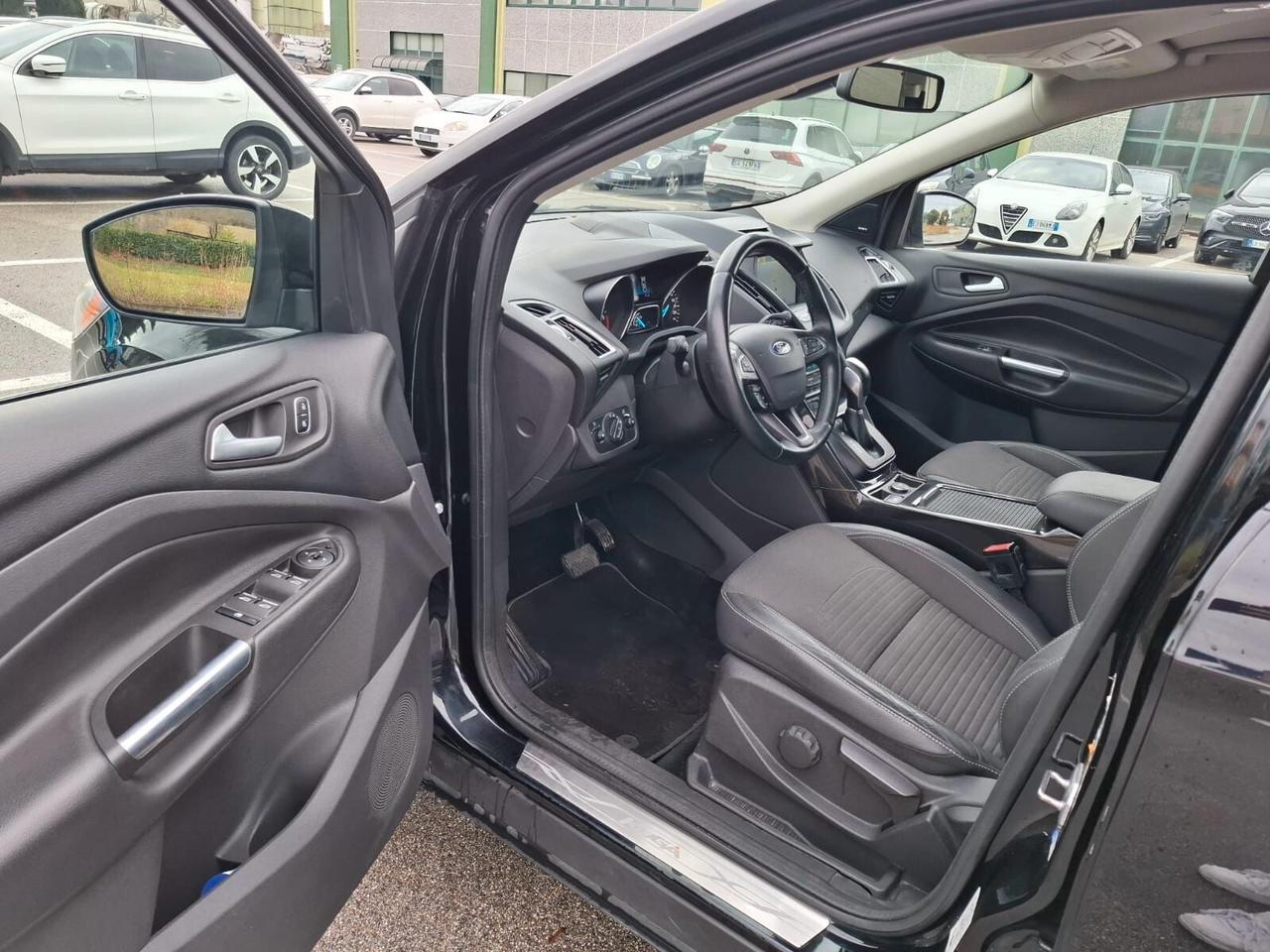 Ford Kuga 2.0 TDCI 150 CV S&S 4WD Powershift Titanium