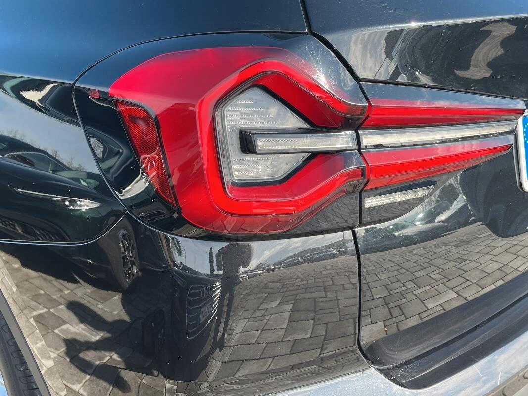 BMW x3 Xdrive20d mhev 48V auto