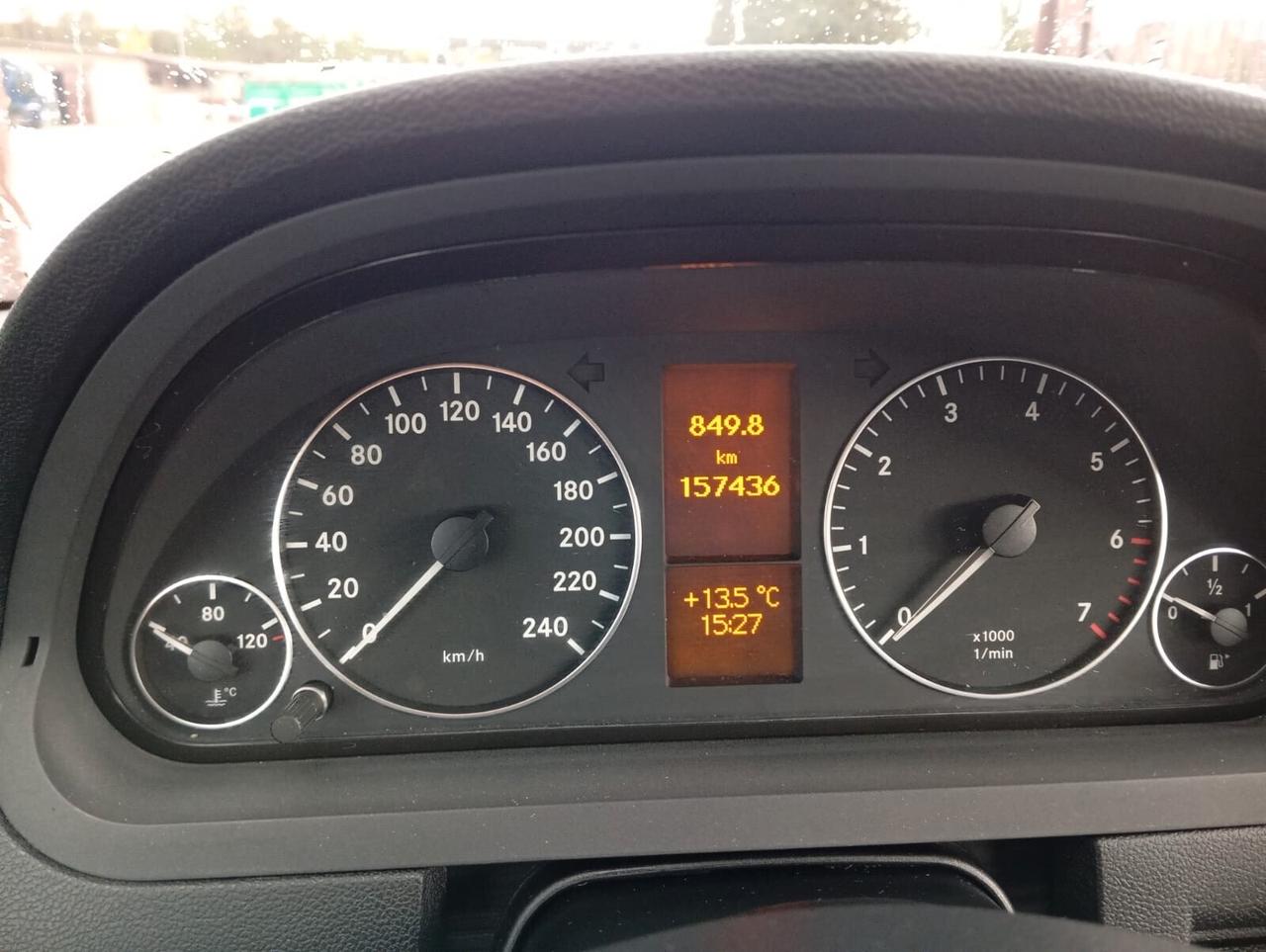 Mercedes-benz A 160 blue efficency