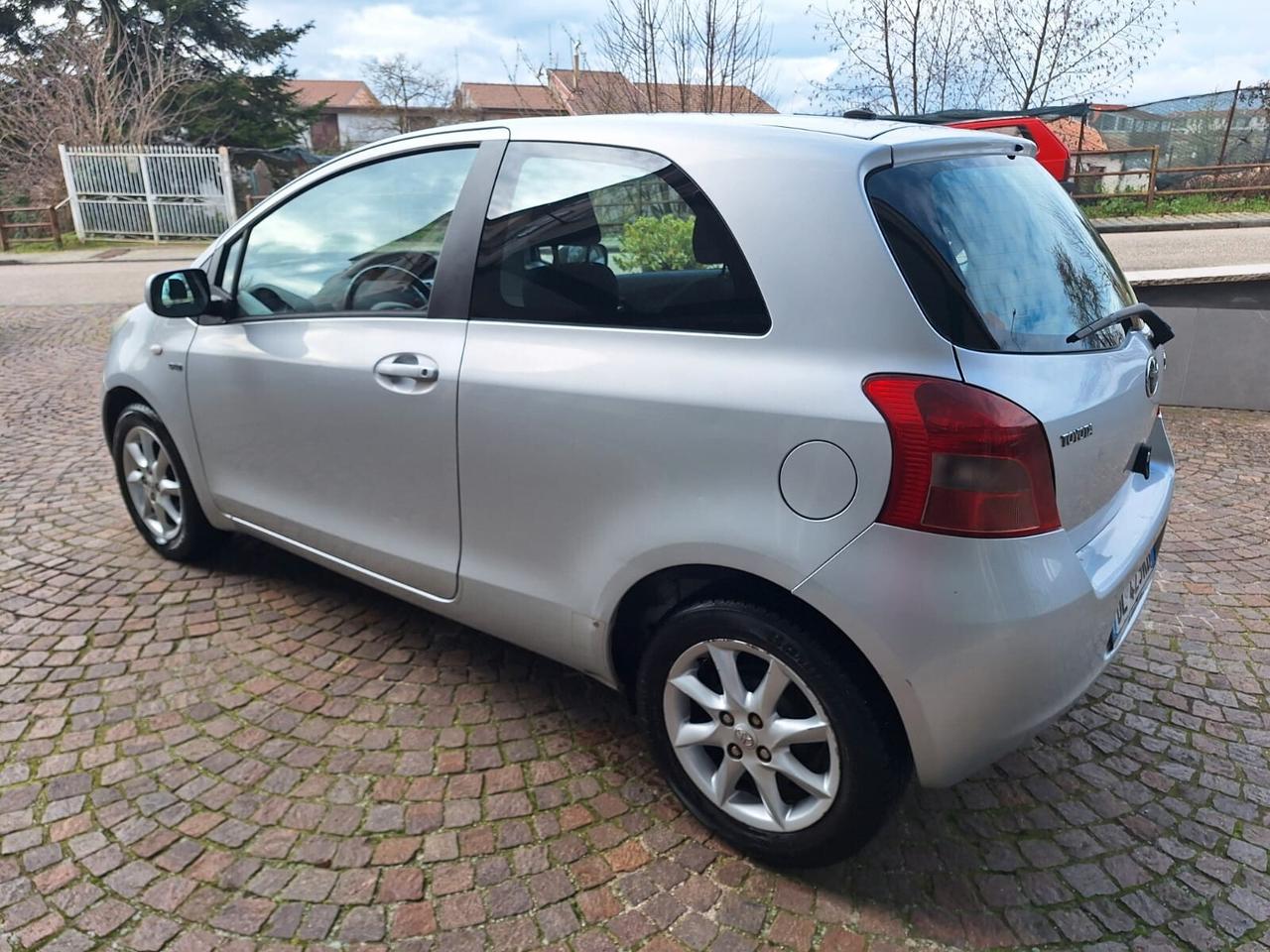 Toyota Yaris 1.4 D-4D 3 porte