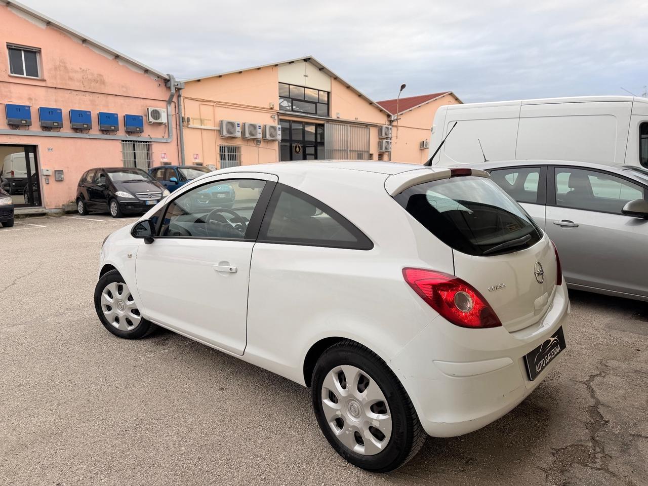 Opel Corsa 1.2 85CV 3 porte GPL-TECH One