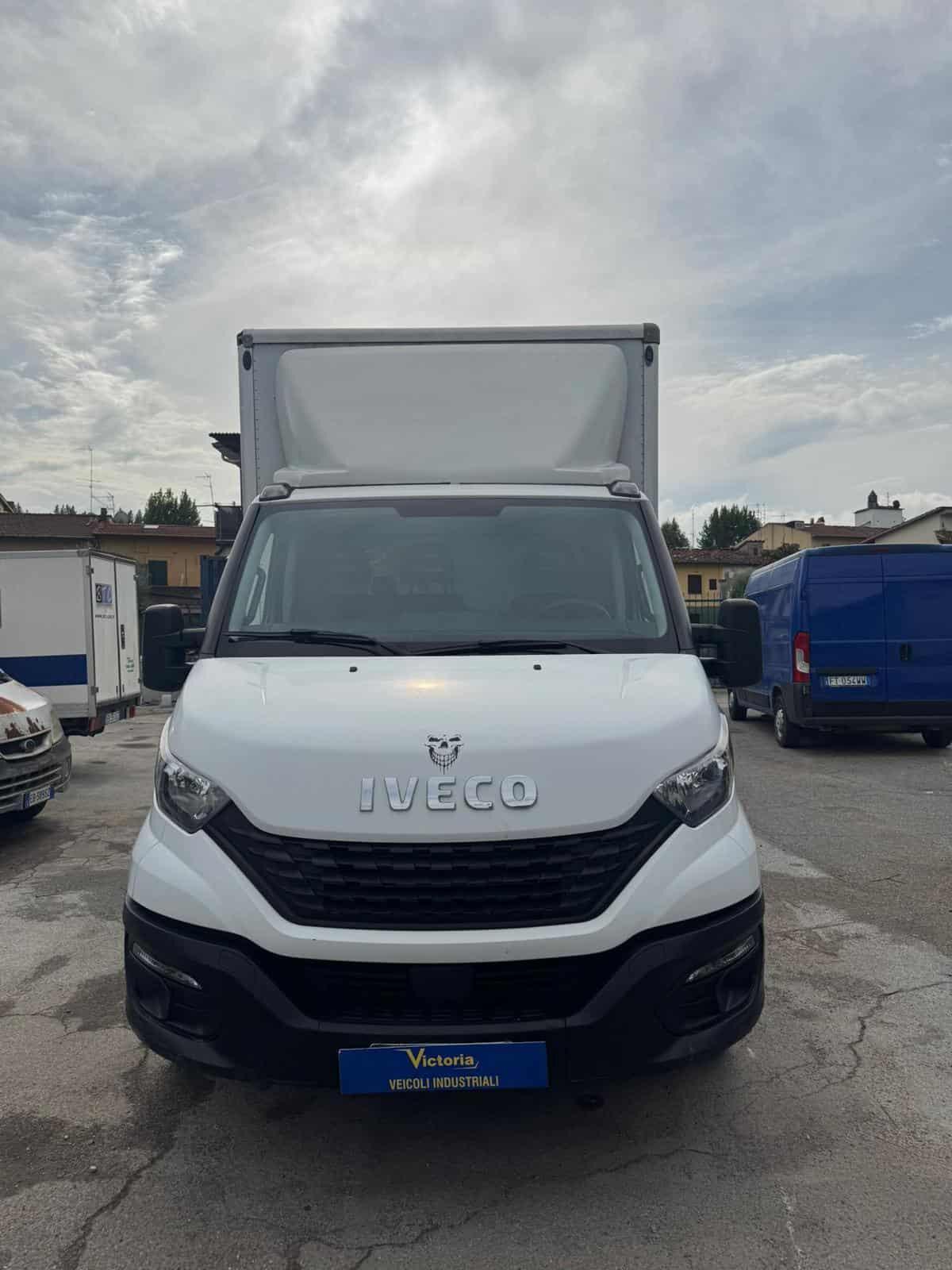 0417 FURGONE SPONDA IVECO DAILY 2020