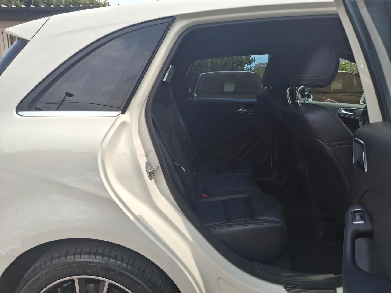Mercedes-benz B 180 CDI BlueEFFICIENCY Premium