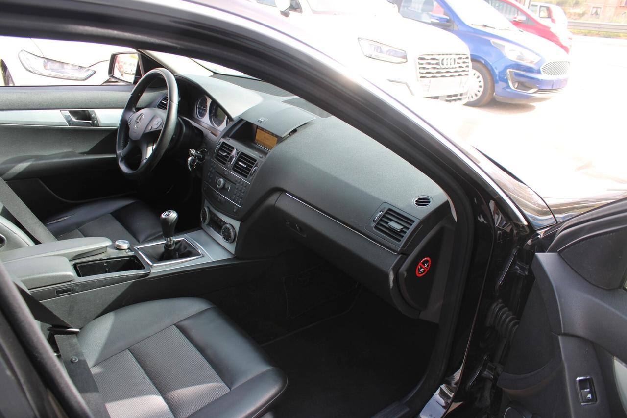 Mercedes-benz C 220 CDI BlueEFFICIENCY Avantgarde