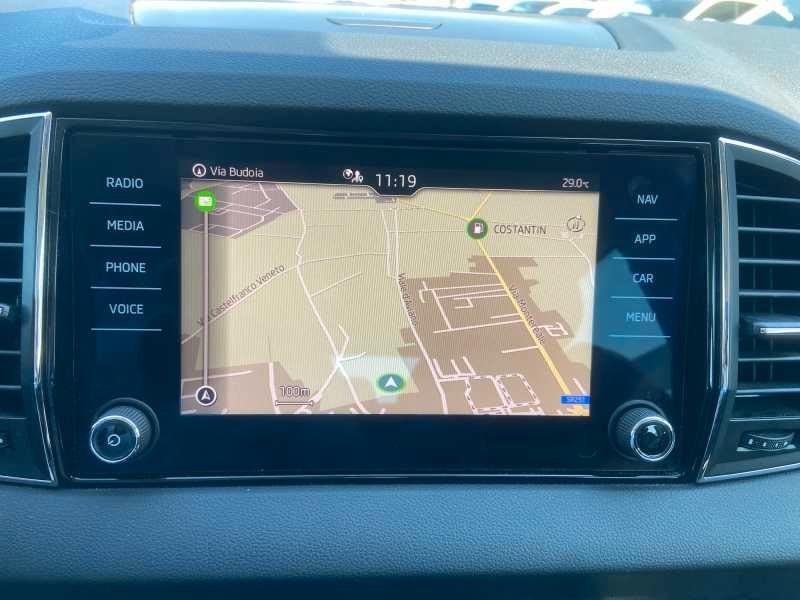 Skoda KaroQ 1.0 tsi SporT Line