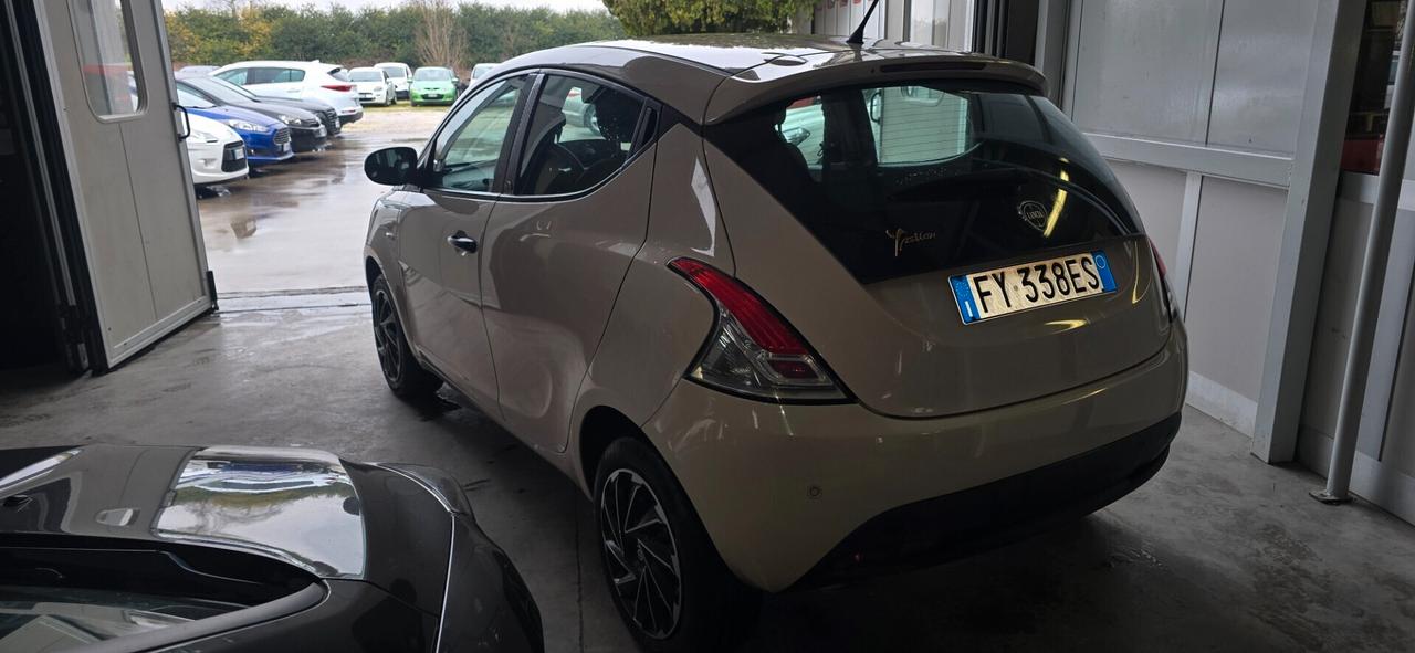 Lancia Ypsilon 1.2 69 CV 5 porte anno 2020 occasione