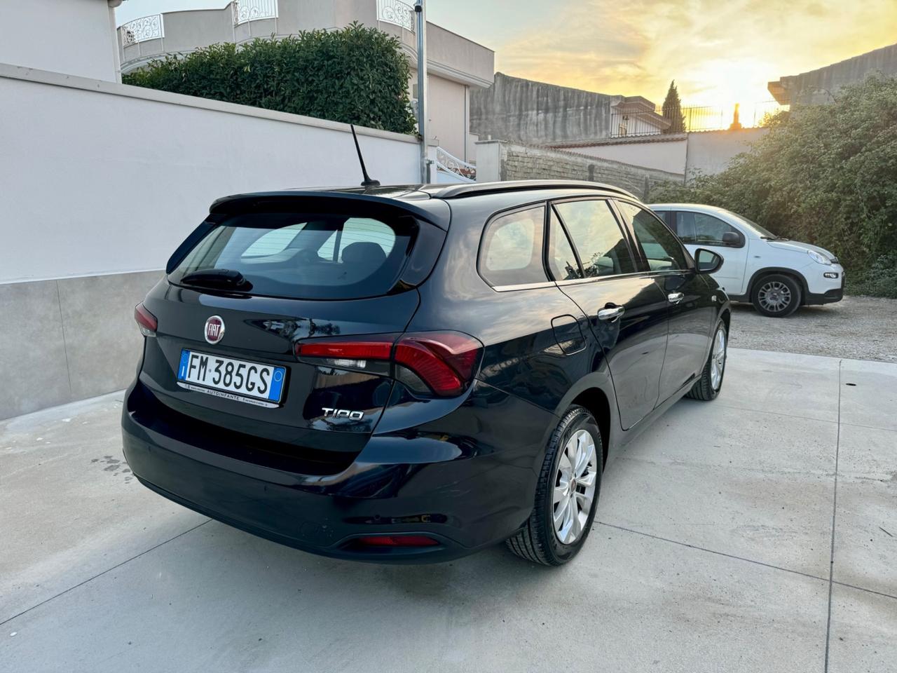 Fiat Tipo 1.6 Mjt S&S SW Lounge