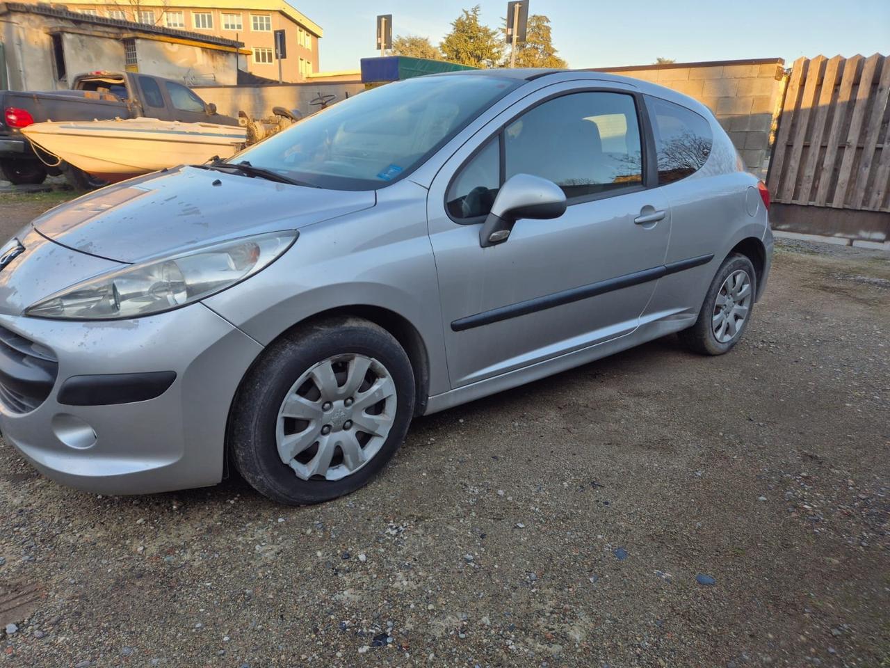 Peugeot 207 1.4 8V 75CV 5p. X Line ECO GPL