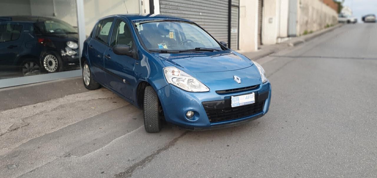 Renault Clio 1.2 16V 5 porte Yahoo!