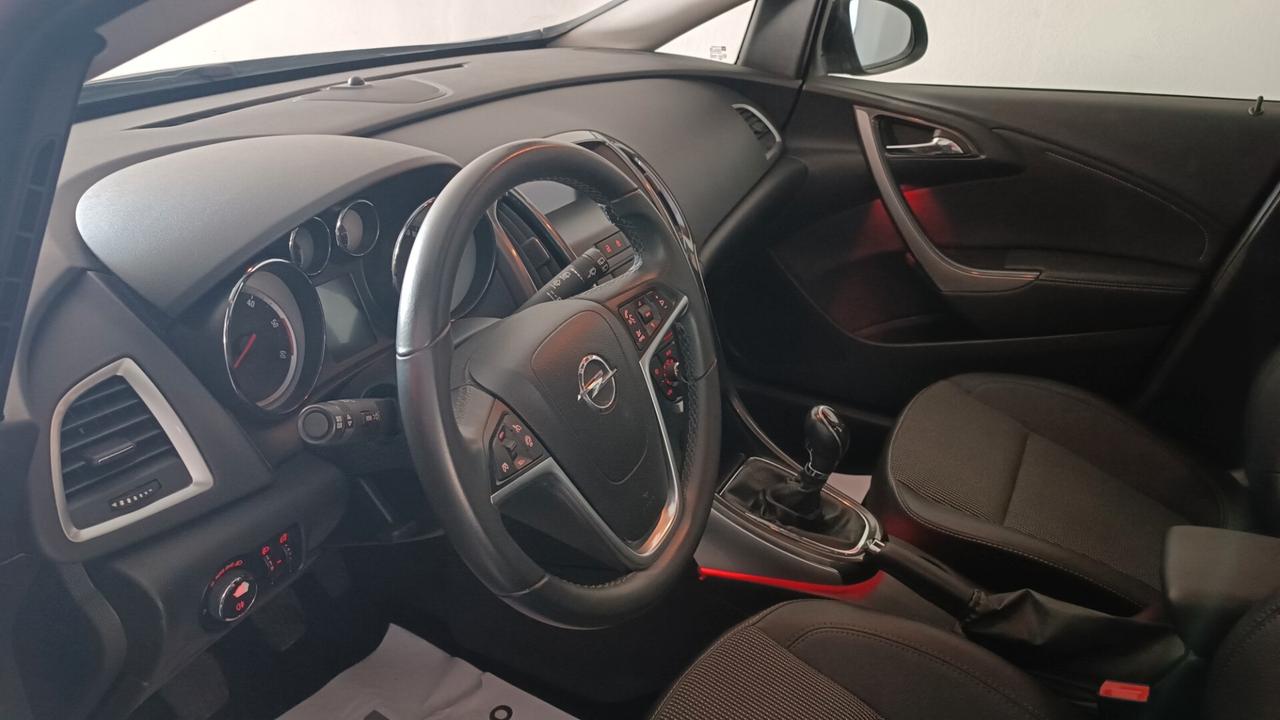 Opel Astra 1.7 CDTI 110CV Sports Tourer Cosmo