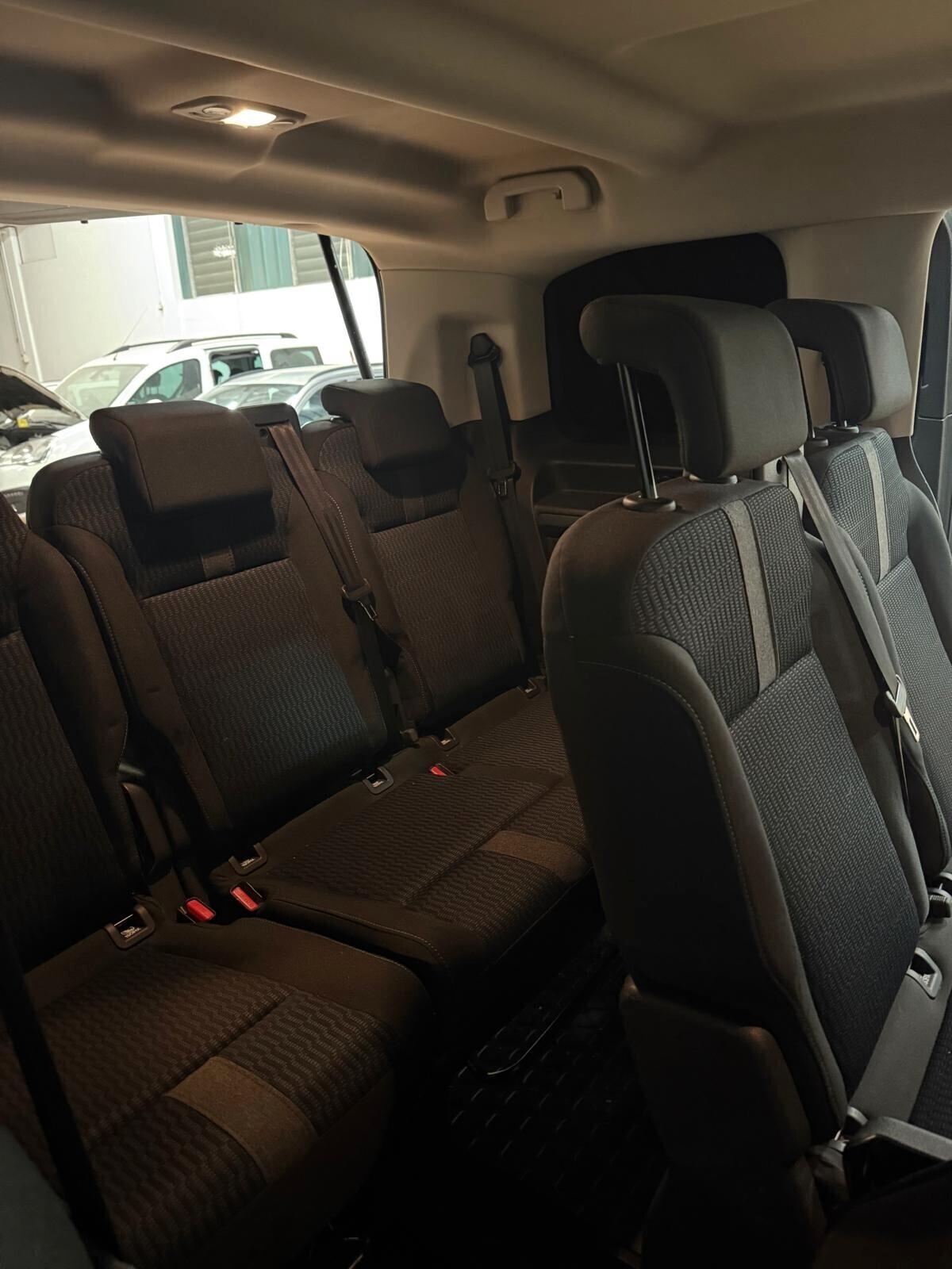 Peugeot Traveller BlueHDi 120 S&S Compact Active 8 POSTI