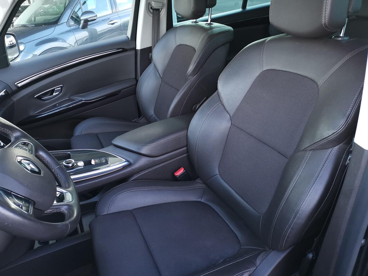 Renault Espace dCi 160CV EDC Energy Initiale Paris 4Control