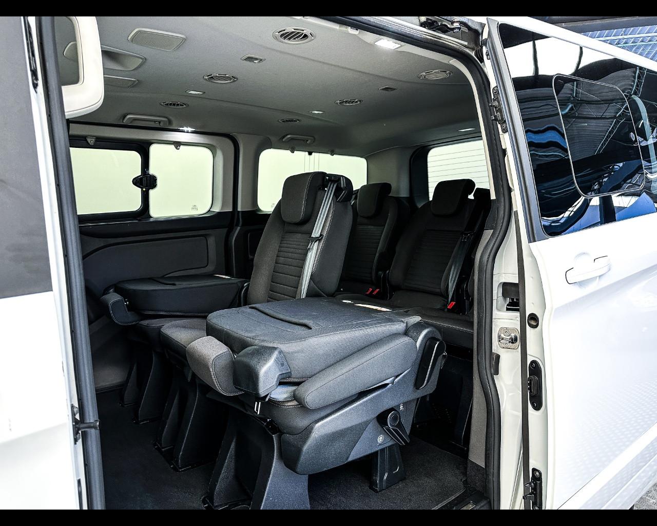 FORD Tourneo Custom 1ª s - Tourneo Custom 320 2.0 EcoBlue 130CV MHEV PC c/sollev. Tit.