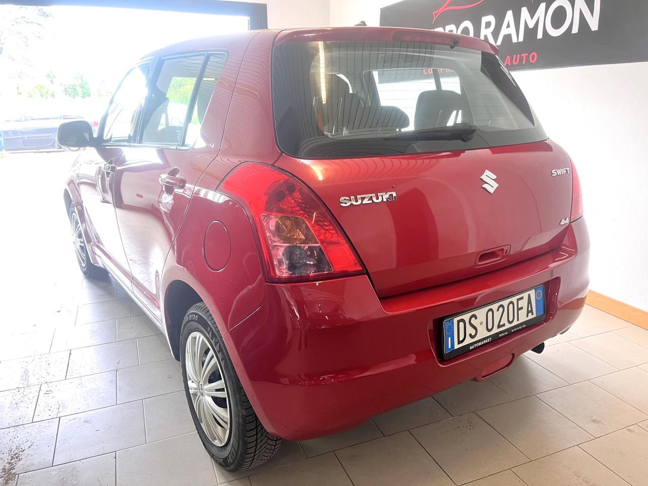 Suzuki Swift 1.3 4x4 5p. GL