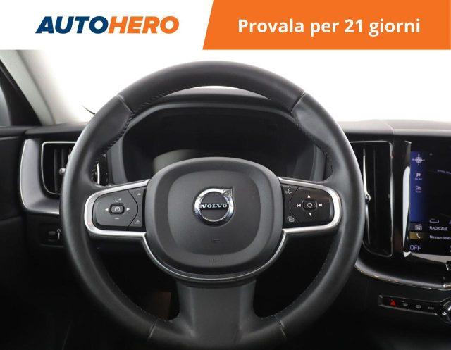 VOLVO XC60 B4 (d) AWD Geartronic Momentum Pro