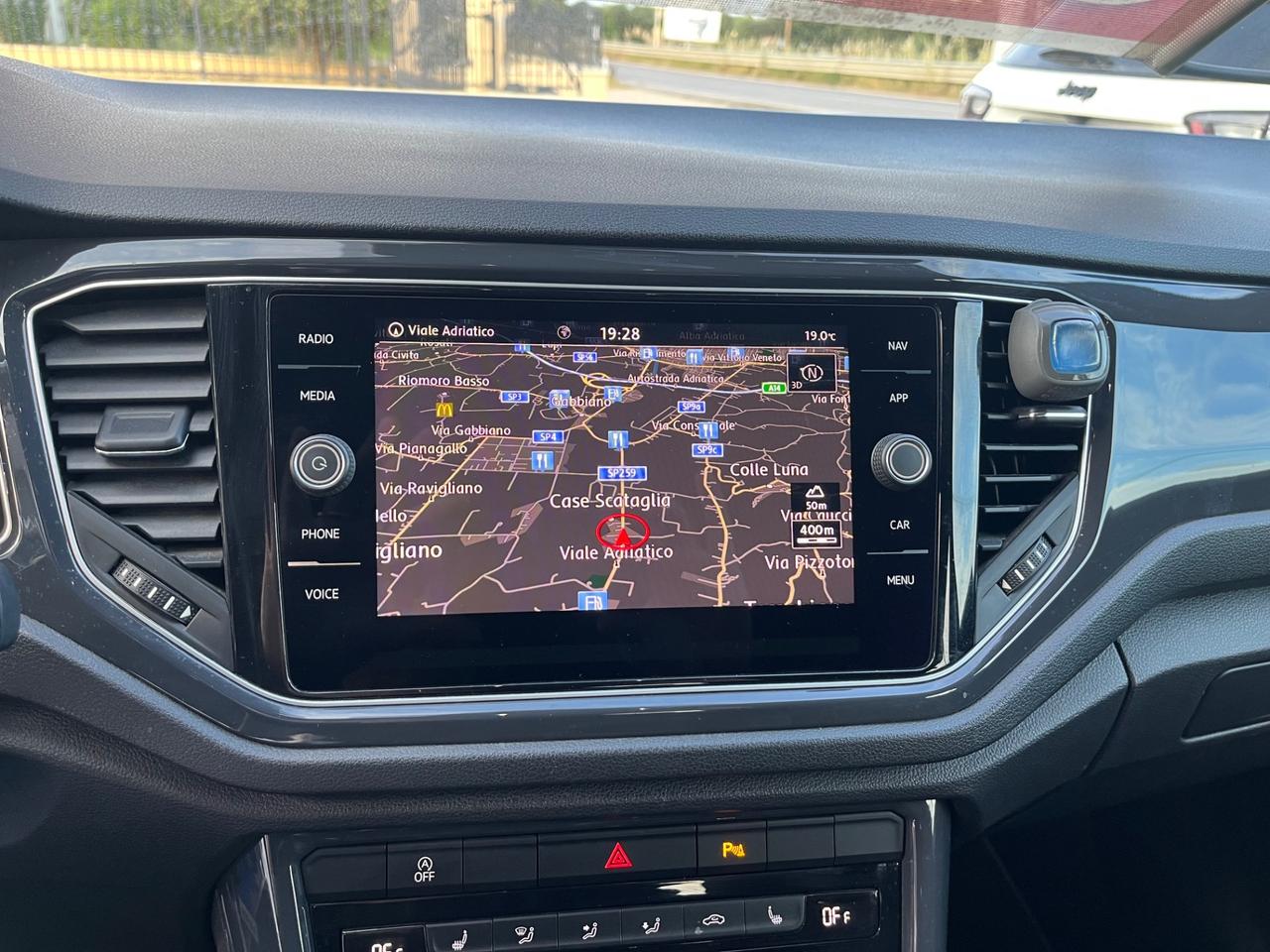 Volkswagen T-Roc 1.6 TDI R-Line