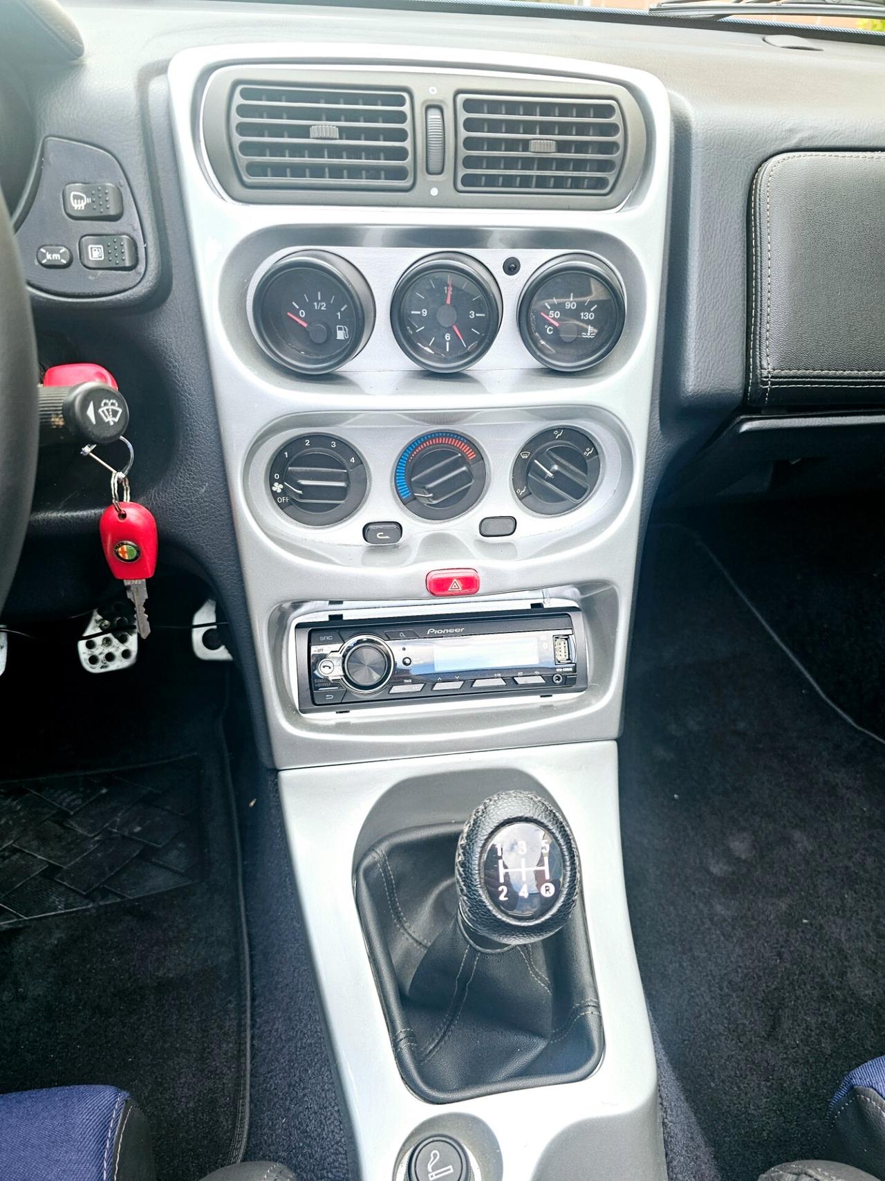 Alfa Romeo GTV Spider 2.0i 16V Twin Spark cat Asi con CRsStupenda