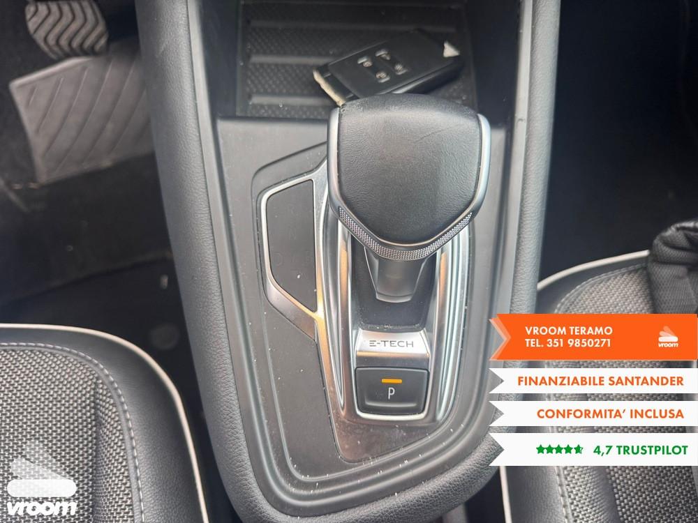 RENAULT Captur Plug-in Hybrid E-Tech 160 CV Intens