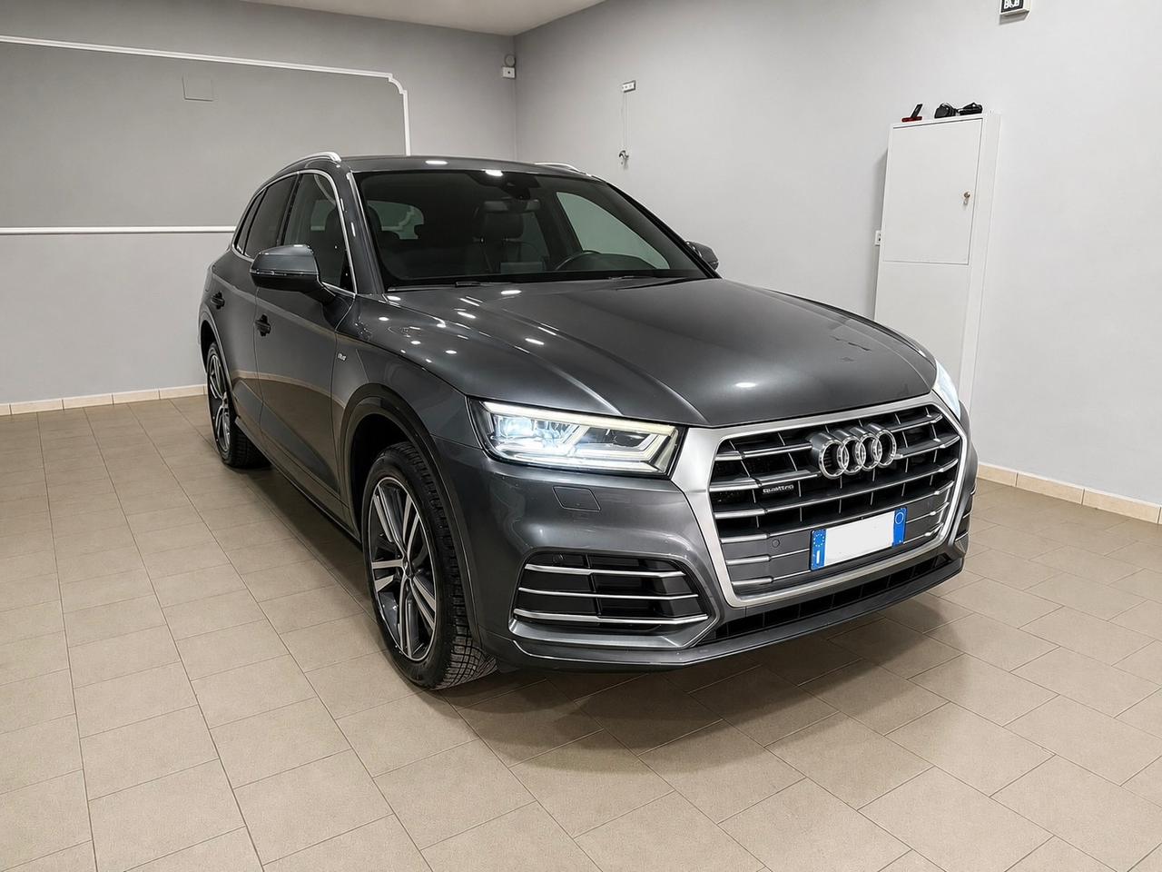 Audi Q5 40 TDI quattro S tronic line plus