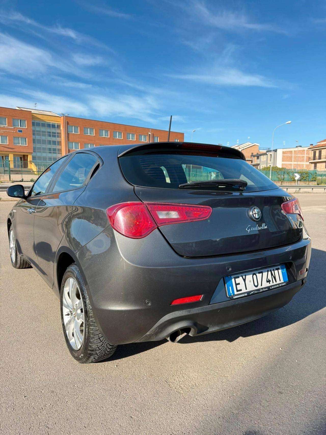 Alfa Romeo Giulietta 1.6 JTDm-2 105 CV Exclusive