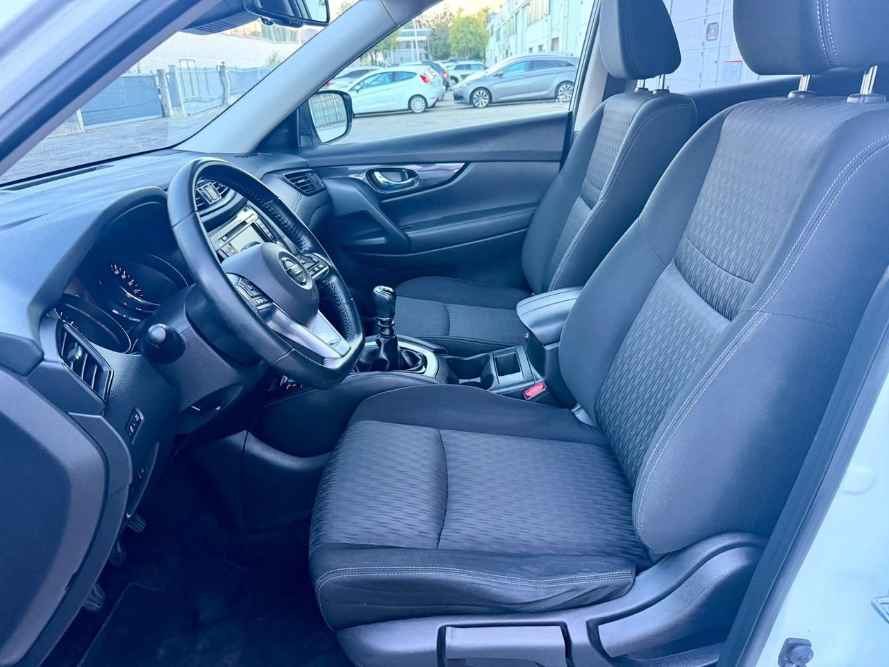 Nissan X-Trail 1.6 dCi 2018 104.000km e6 condizioni eccellenti