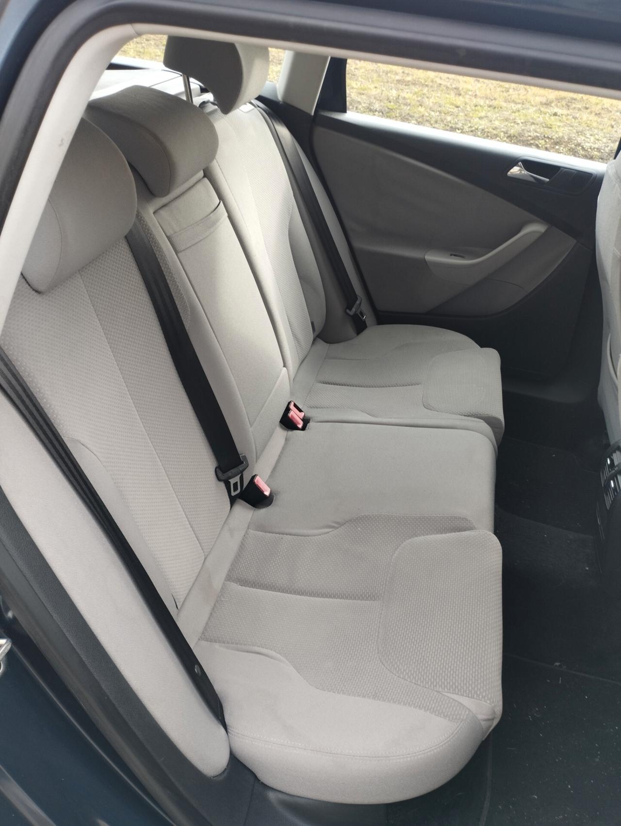 Volkswagen Passat 2.0 16V TDI Var. Comfortline