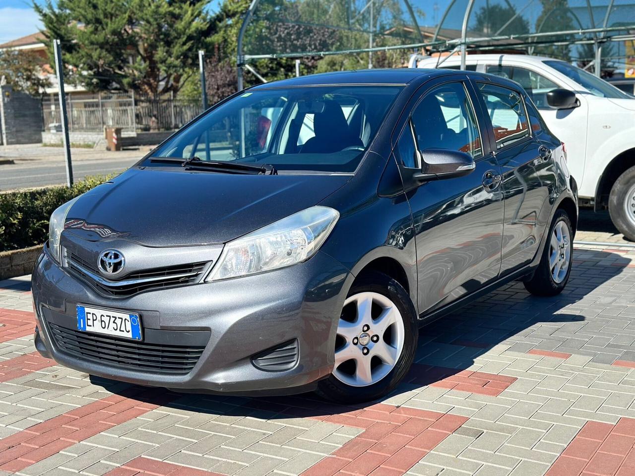 Toyota Yaris 1.0 5P OK NEOPATENTATI Lounge