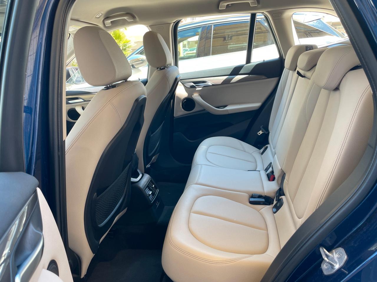 Bmw X1 sDrive18d xLine