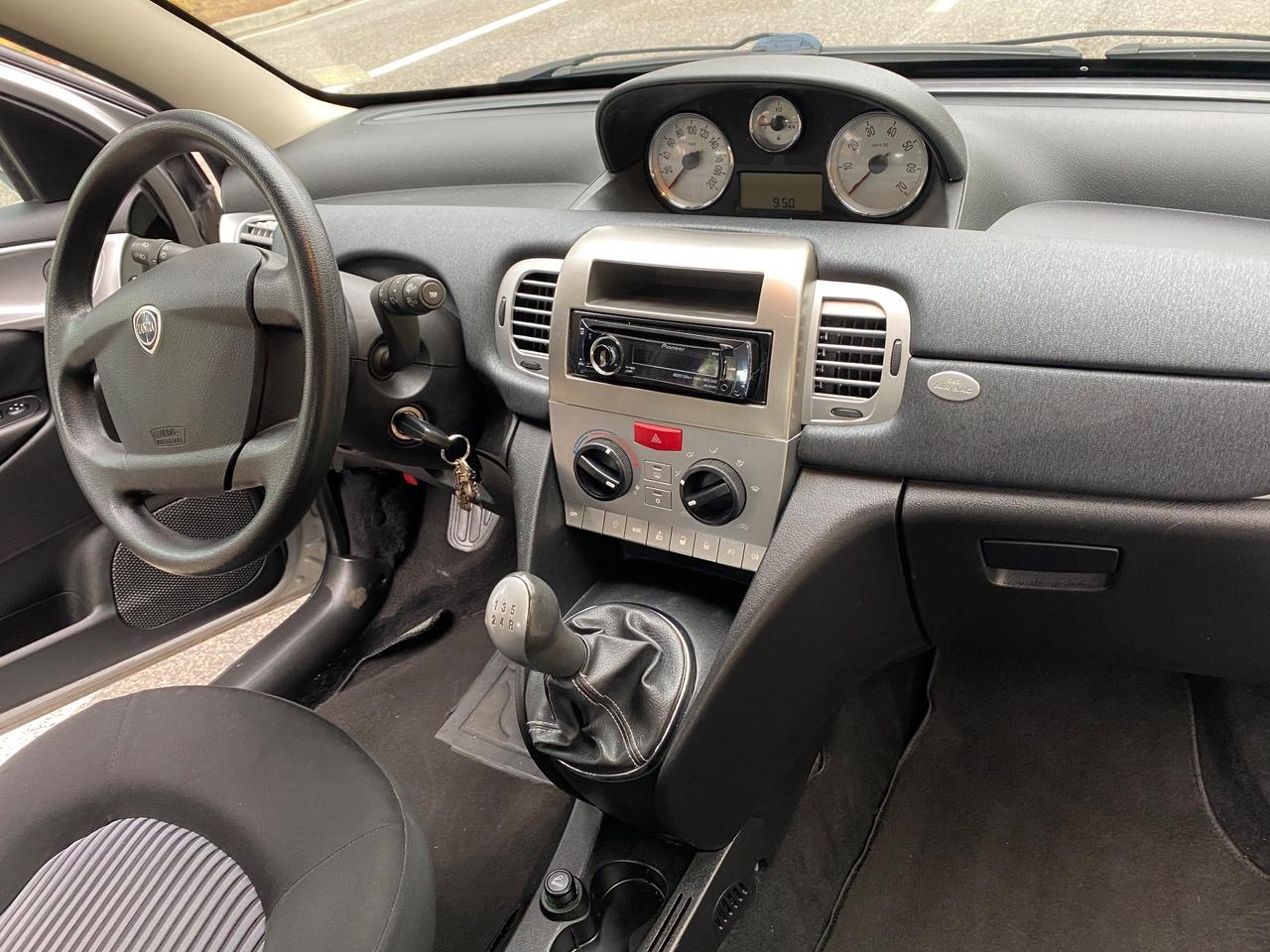 Lancia Ypsilon 1.3 diesel - 2008