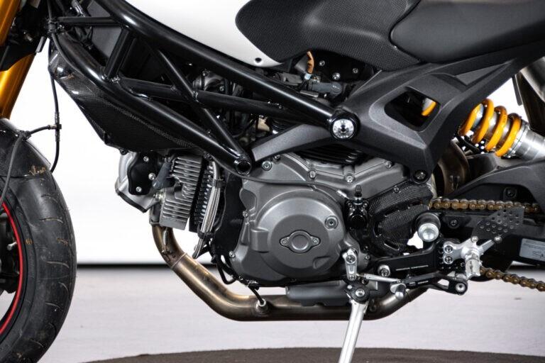 2009 DUCATI MONSTER 1100 S - RDS01720