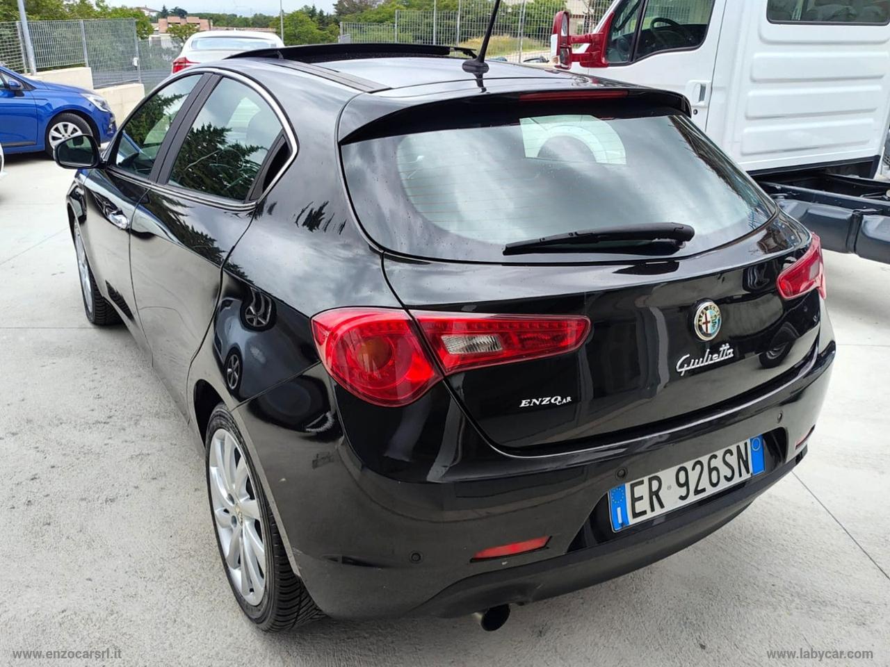 ALFA ROMEO Giulietta 1.6 JTDm-2 105 CV Distinctive TETTO APRIBILE