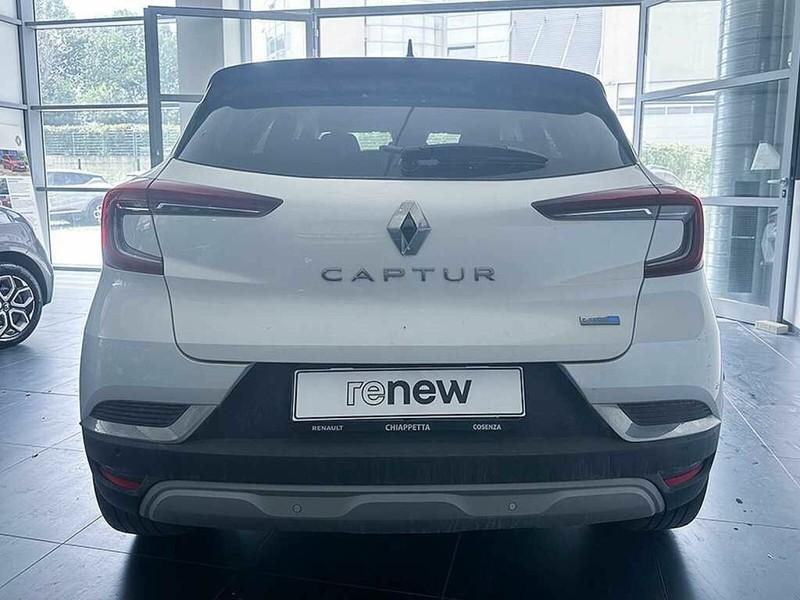 Renault Captur 1.6 e-tech hybrid intens 145cv auto