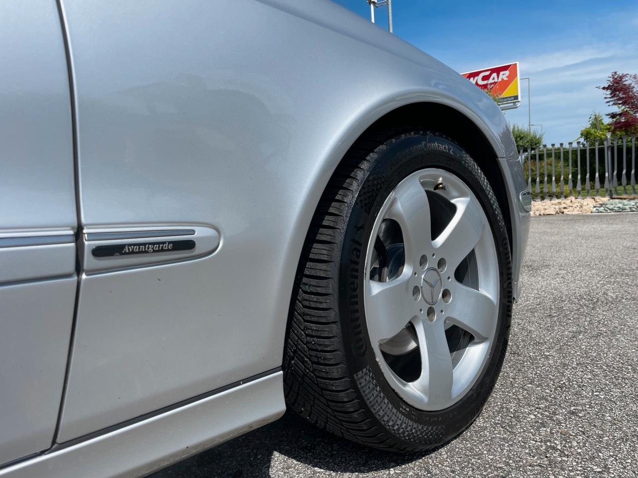 Mercedes-Benz E 320 V6 Avantgarde