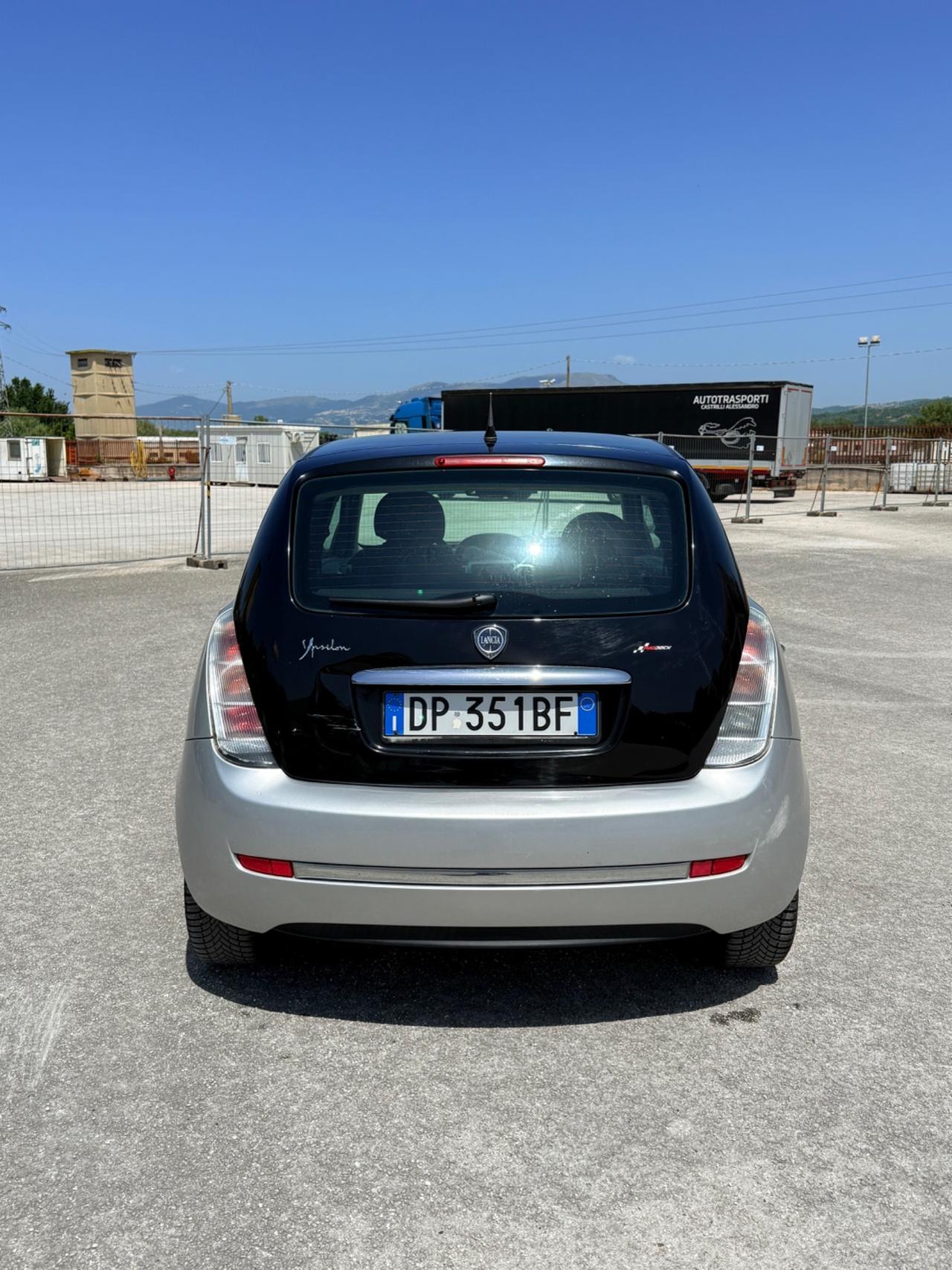 Lancia Ypsilon 1.2 Oro
