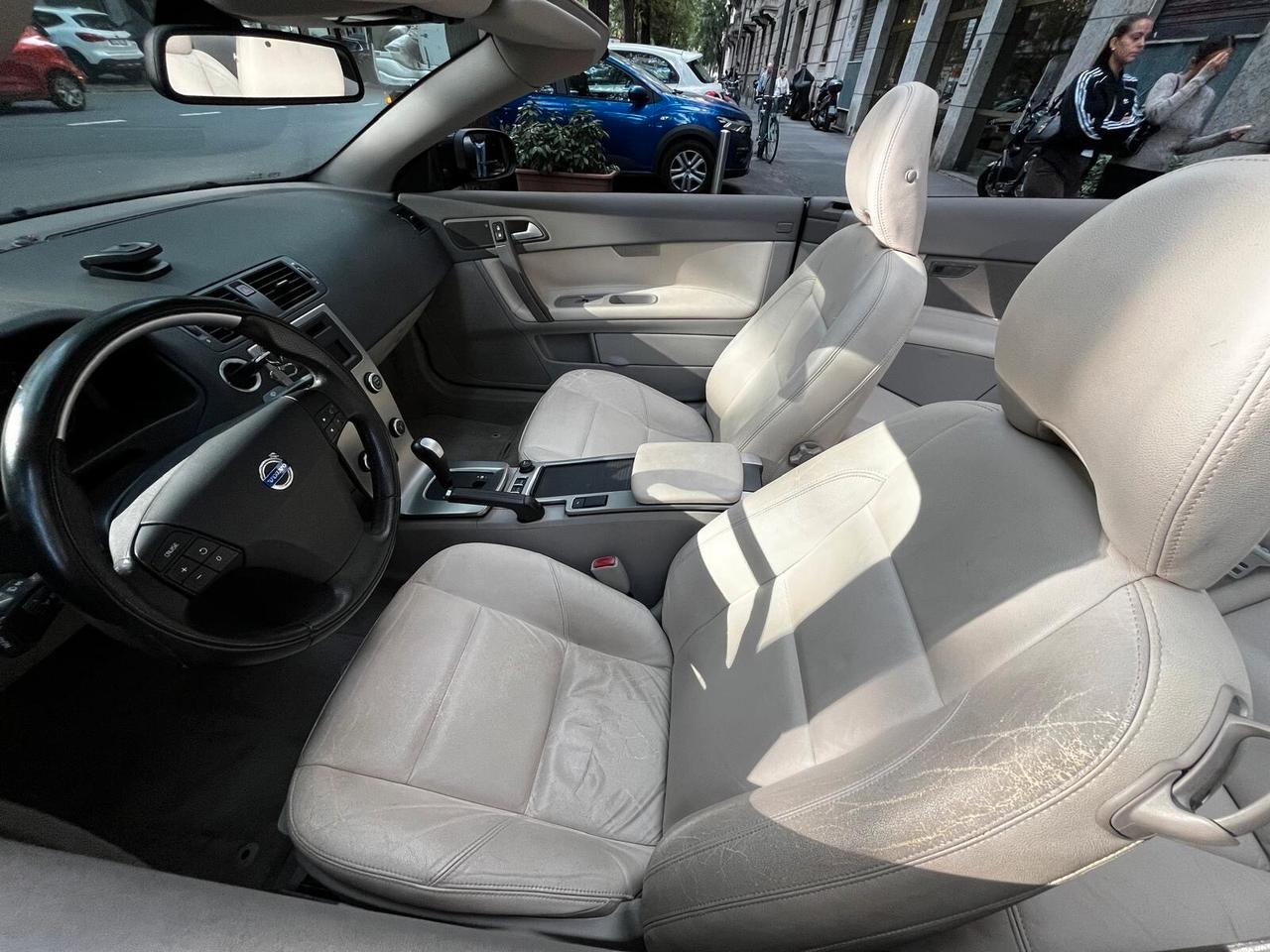 Volvo V70 2.4 D5 Momentum