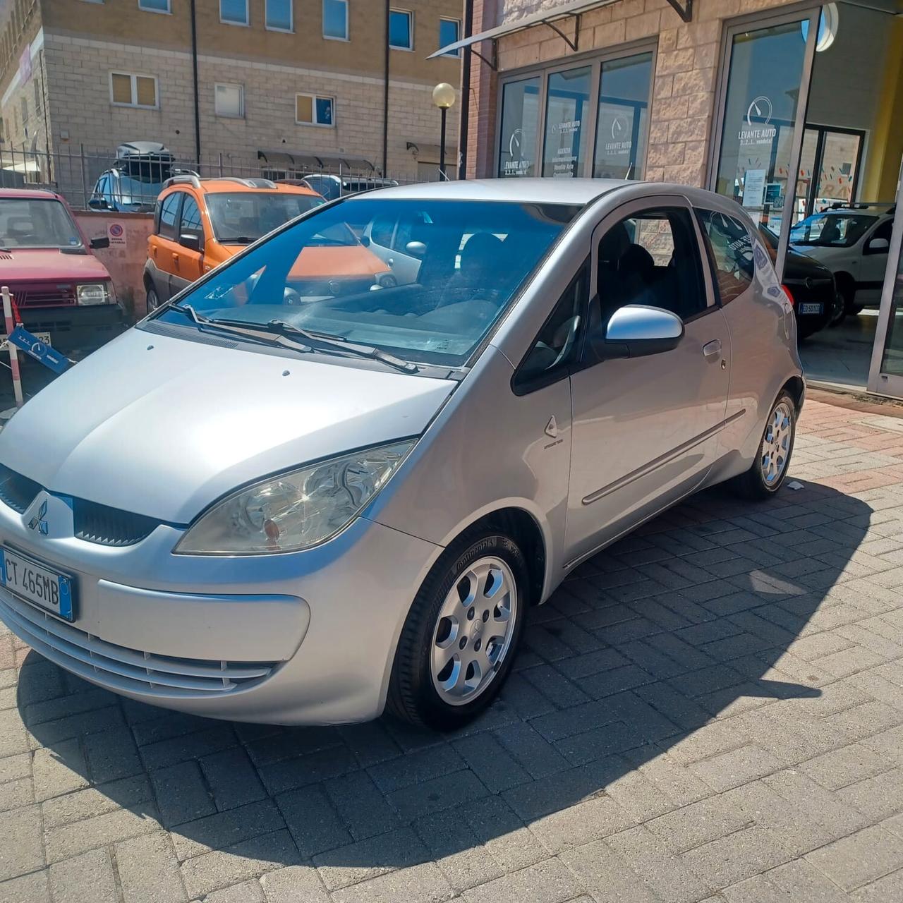 123.048 KM COLT 1.3 MOTORE MERCEDES