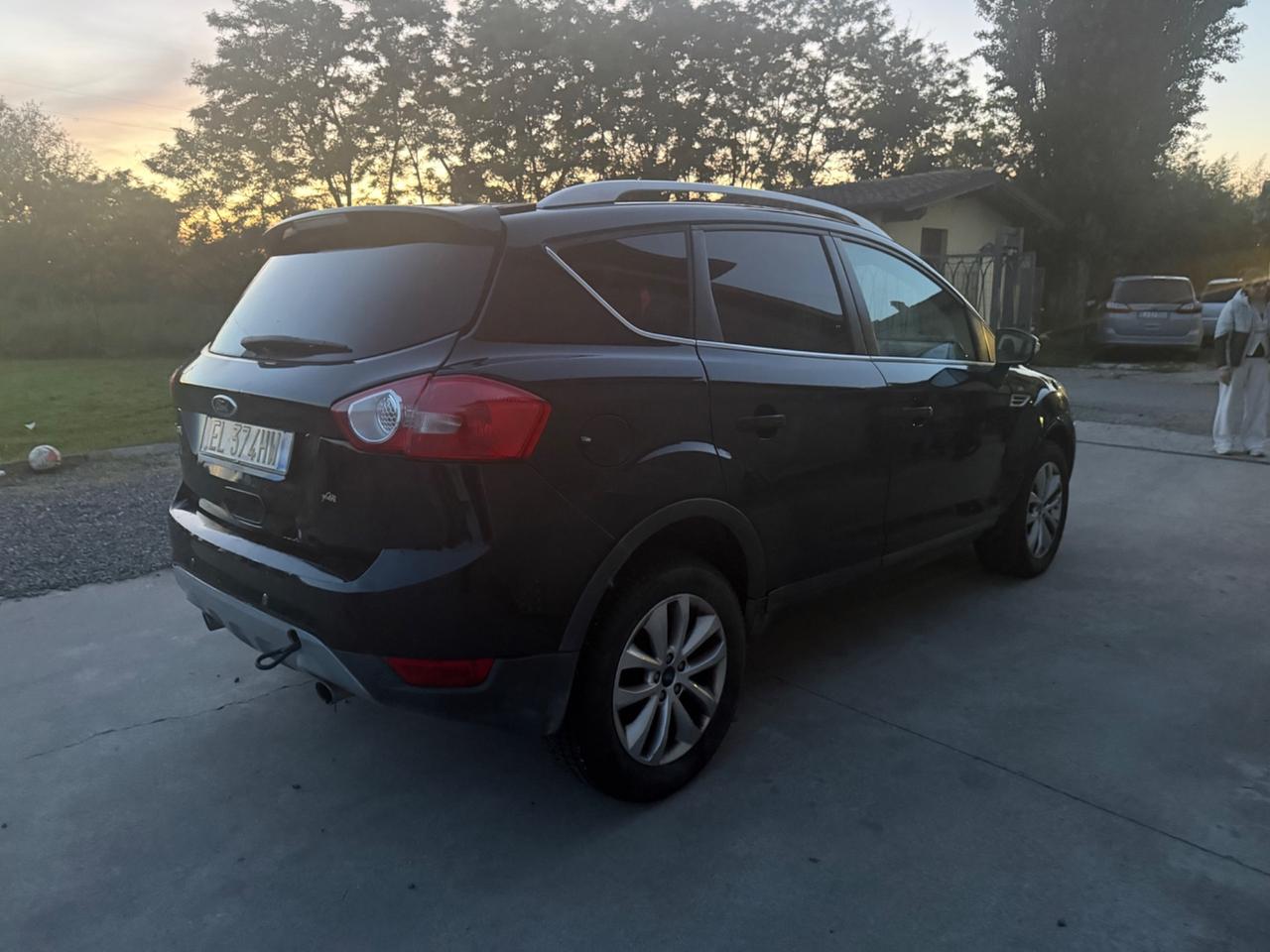 Ford Kuga 2.0 TDCi Titanium Automatico