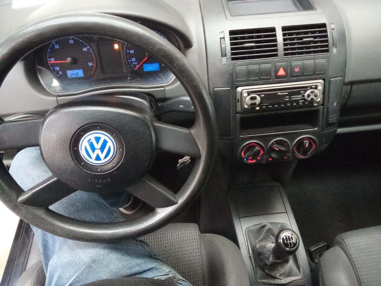 Volkswagen Polo 1.4 TDI 5p. - neopatentati//