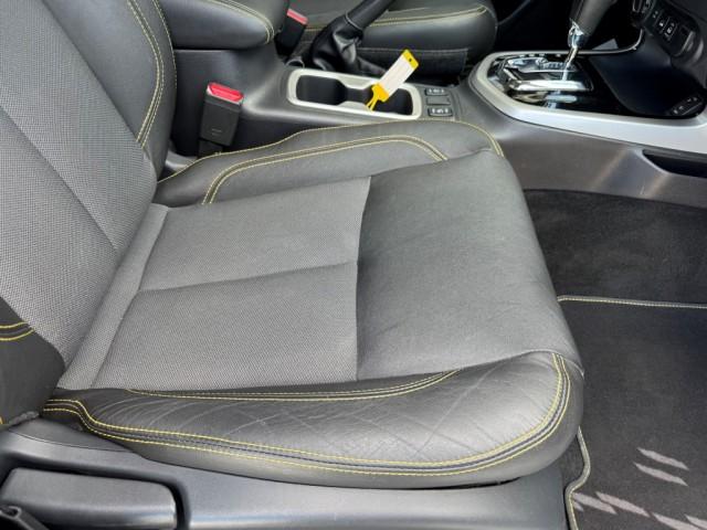 Nissan Navara N-Guard 2.3 Dci D.Cab 4wd 190cv Auto E6