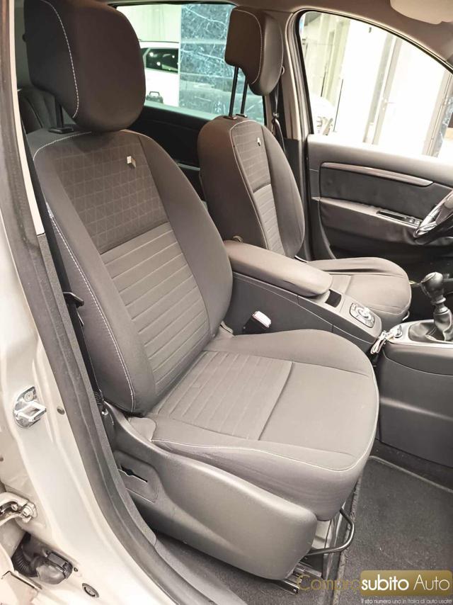 RENAULT Scenic Scénic dCi 110 CV EDC Limited