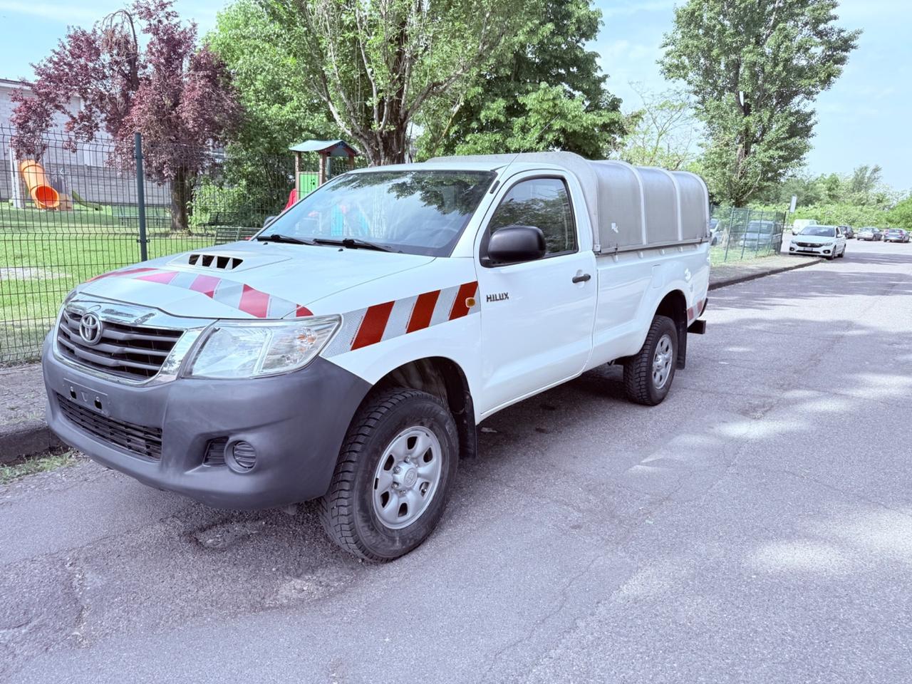 Toyota Hilux MAXI 2.5 2WD PICK-UP- UNICO PROP!!!! OK PERMUTE