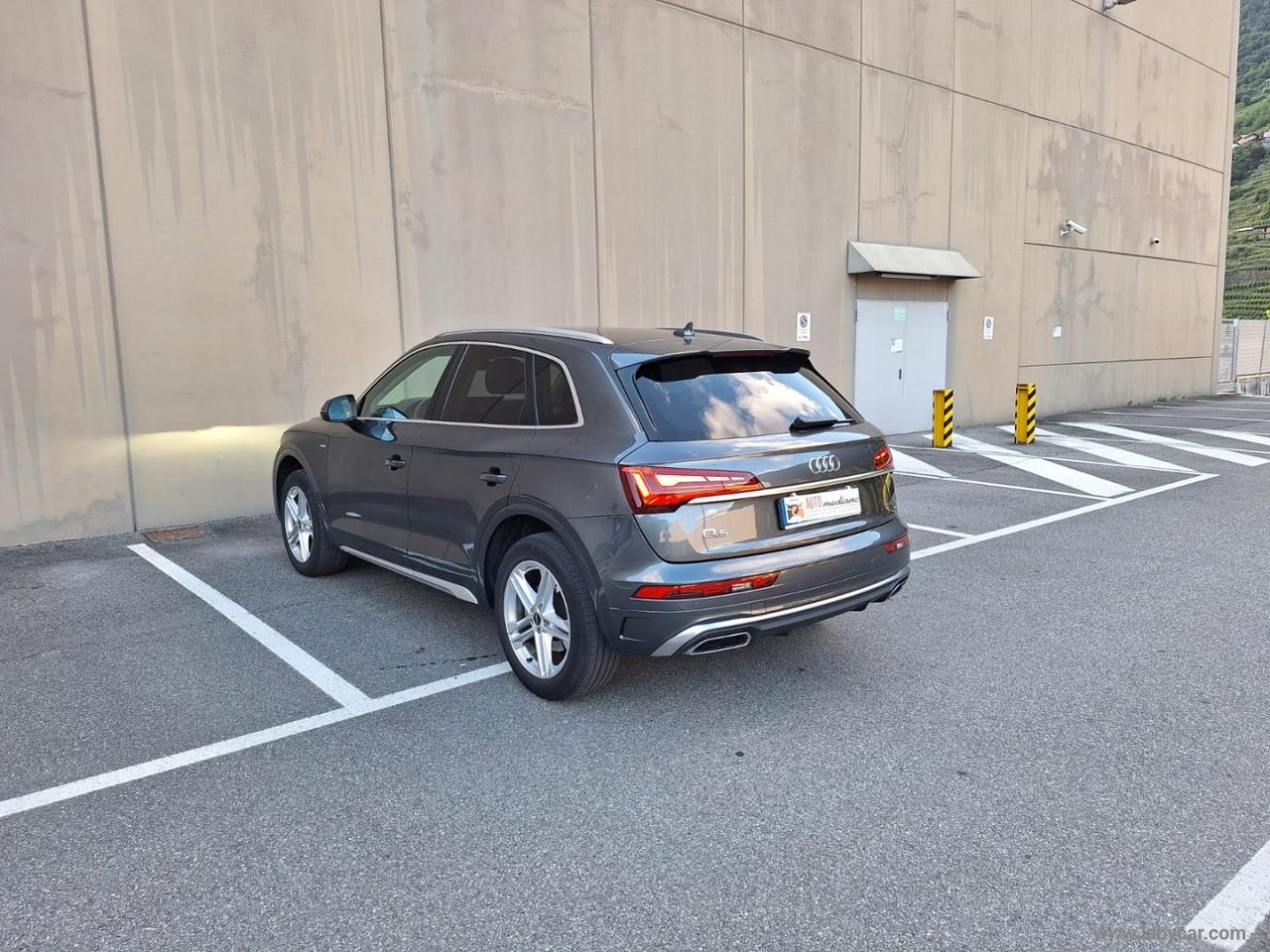AUDI Q5 40 TDI 204CV QUATTRO S line VIRTUAL