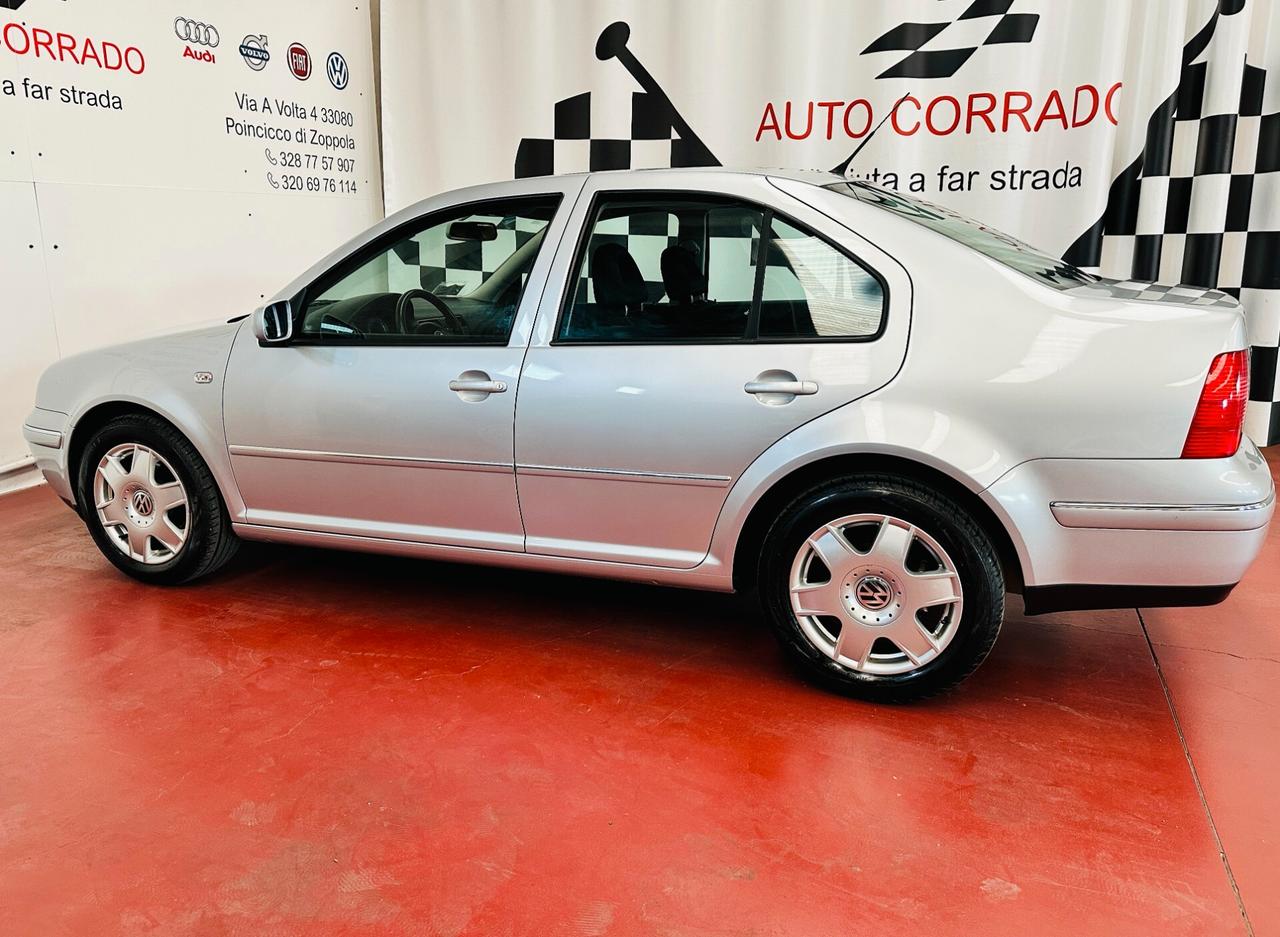 Volkswagen Bora 1.6 105CV 16V cat Highline