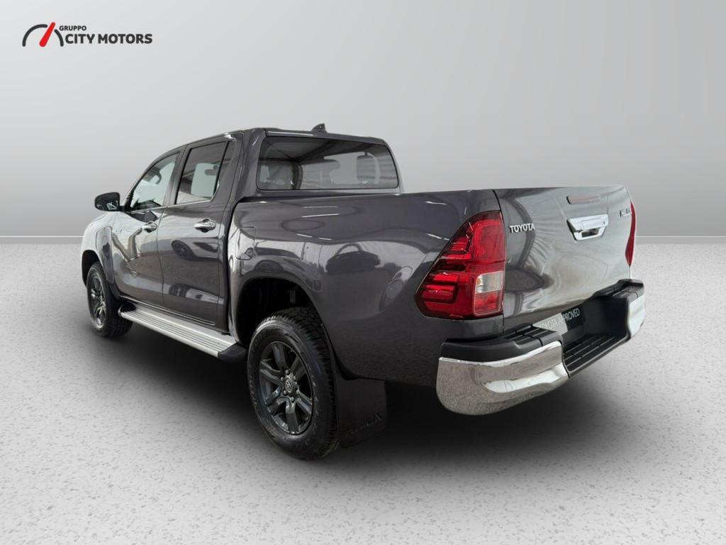 Toyota Hilux Double Cab 2.4 D-4D Lounge A/T