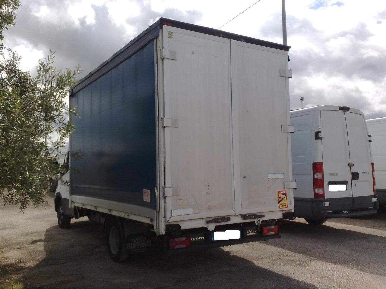 Iveco Daily 35c15 2.3hpt Centinato - 2015