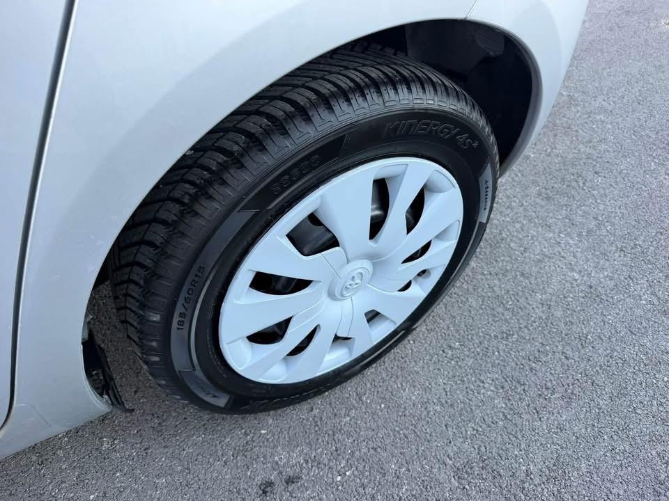 Toyota Yaris 1.0 5 porte Sol