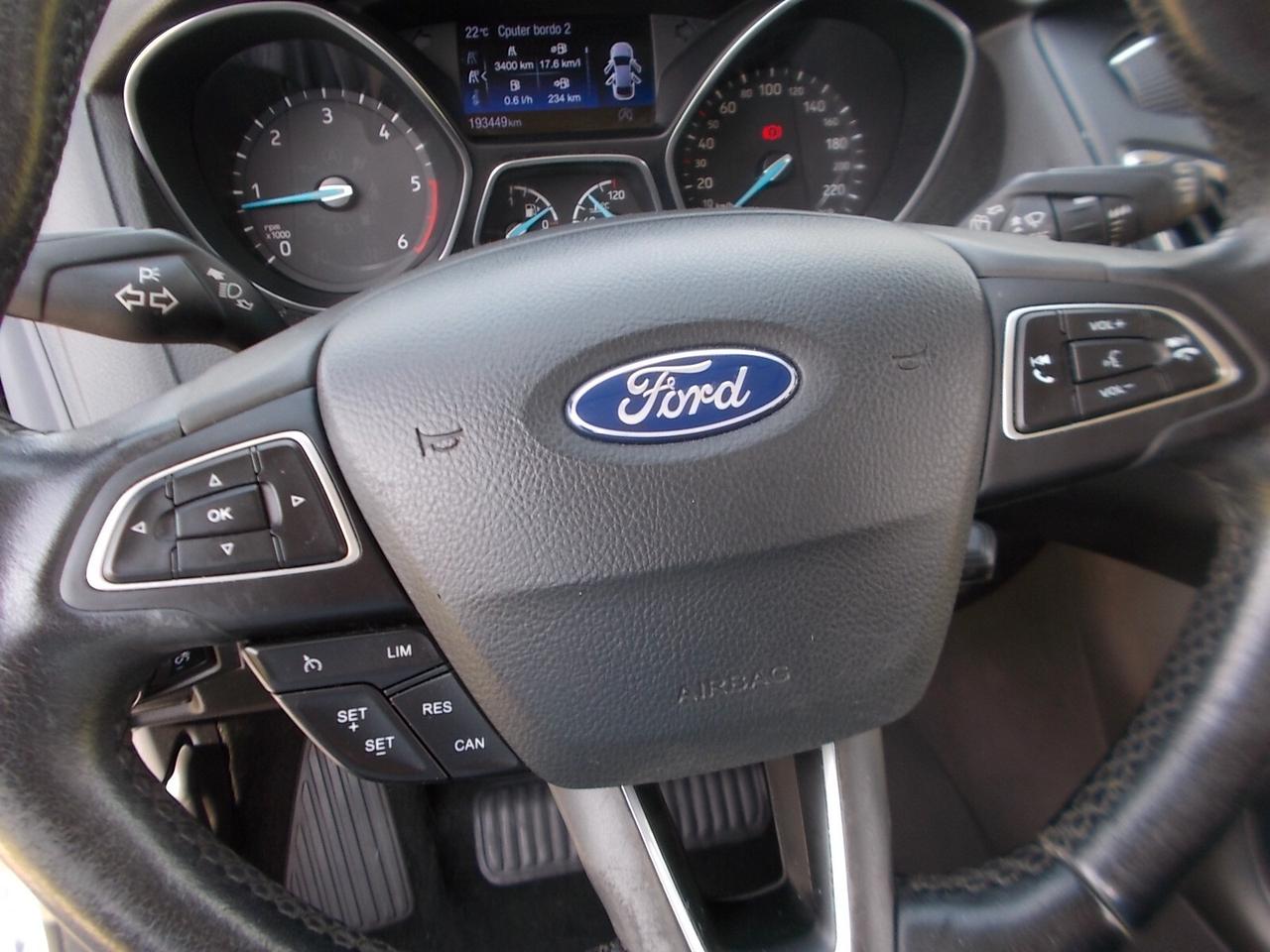 Ford Focus 1.5 TDCi 120cv FULL OPTIONAL