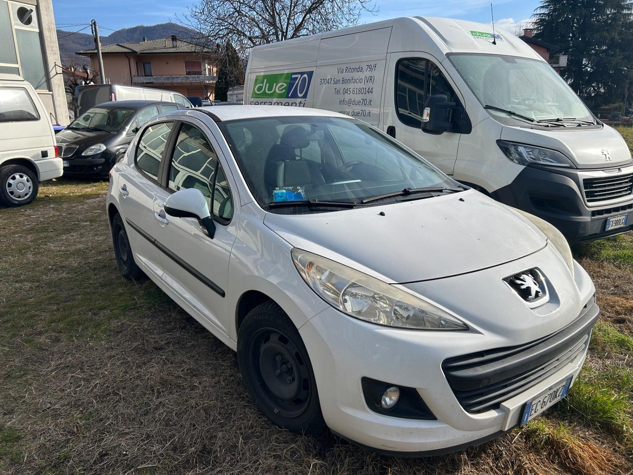 Peugeot 207 1.4 HDi 70CV 5p. X Line