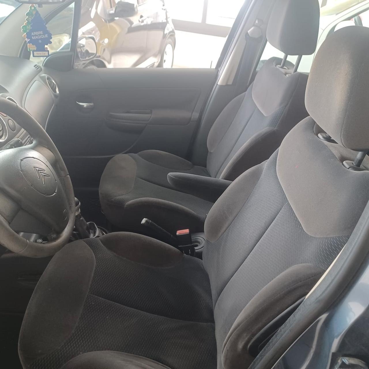 116.478 KM SOLTANTO C3 1.1 PER NEOPATENTATI